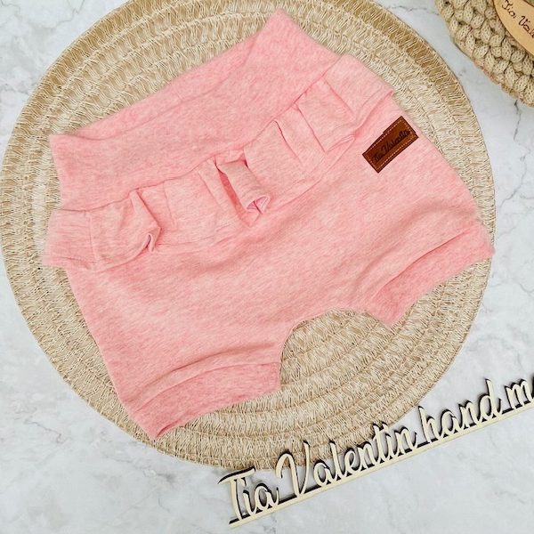 Kratke hlačke - volanček melange roza