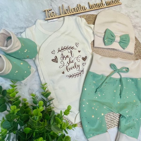 Kompletek za odhod iz porodnišnice št. 56 "Isnt she lovely"