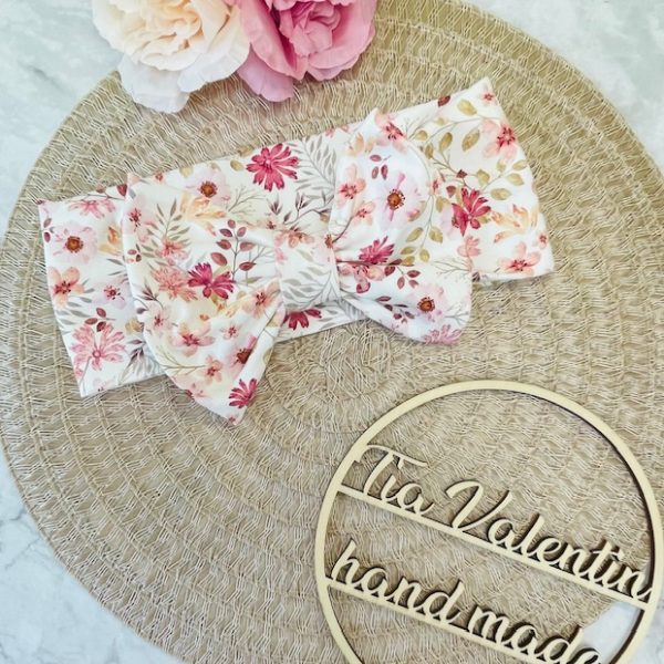 Trak za ušesa z mašno - cvetlično roza