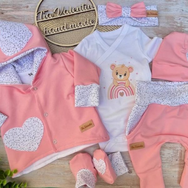 Kompletek za odhod iz porodnišnice – medvedek na mavrici, roza in pikice