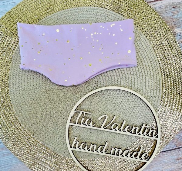 Trak za ušesa širok - motiv zlate pikice na roza